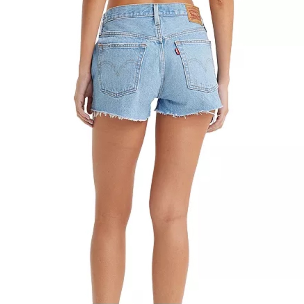 Levi’s 501 blue light wash denim cutoff shorts NWOT - Picture 2 of 8